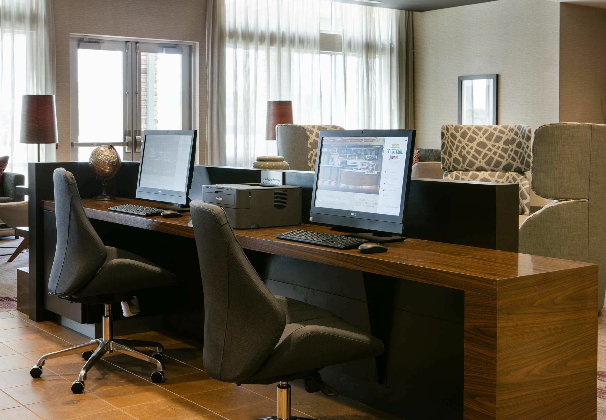 Courtyard By Marriott Omaha Bellevue At Beardmore Event Center Екстер'єр фото