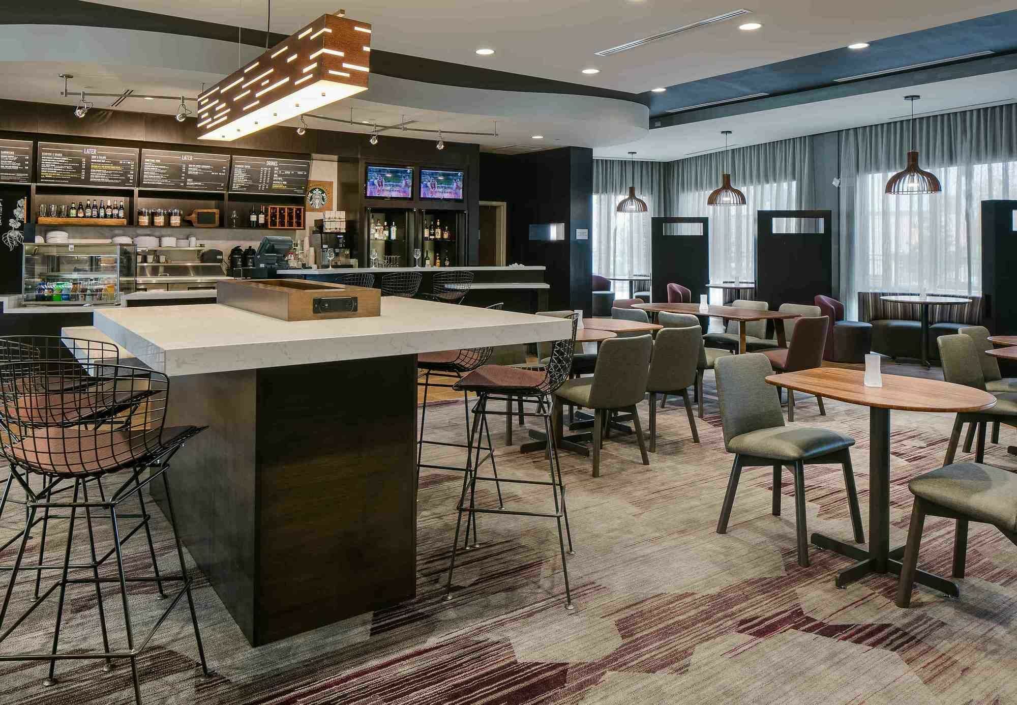 Courtyard By Marriott Omaha Bellevue At Beardmore Event Center Екстер'єр фото